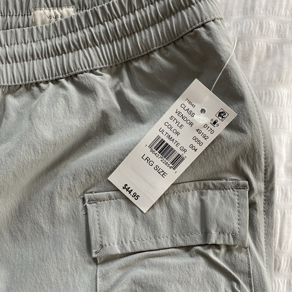 Men's Gray Cargo Shorts - Picture 2 of 6